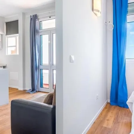 Modern And Cozy * フンシャル